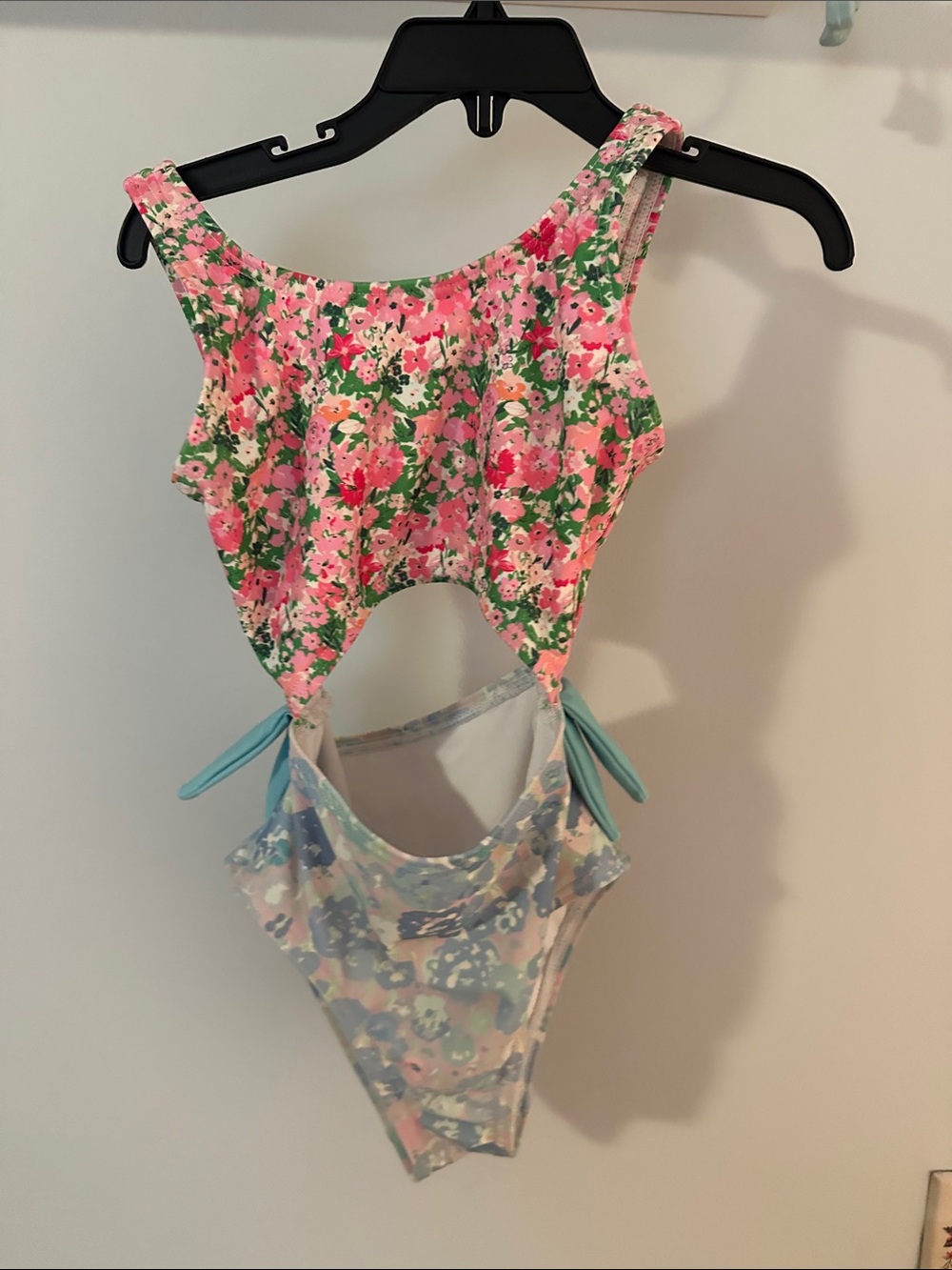 SweetHoney Floral Cutout One-Piece Swimsuit